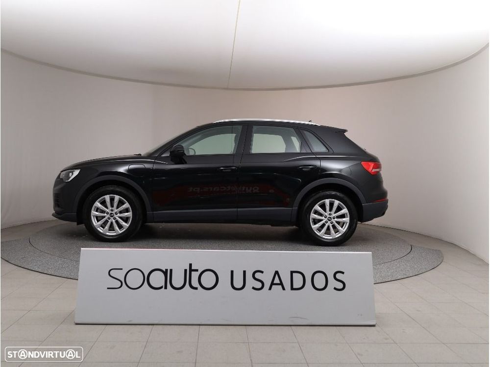 Audi Q3 45 TFSIe S tronic - 4