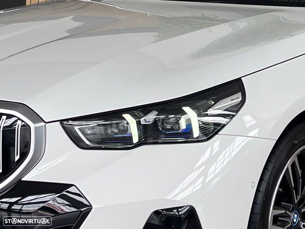 BMW i5 eDrive40 Pack Desportivo M - 15