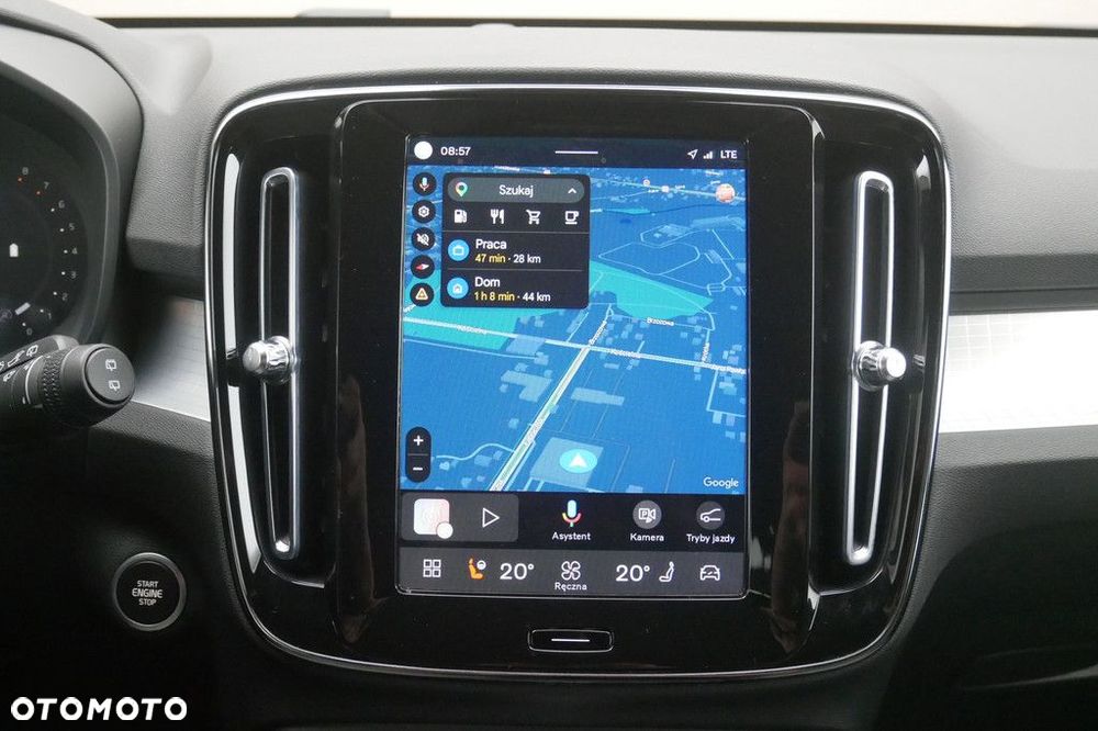 Volvo XC 40 - 23