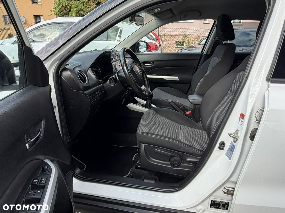 Suzuki Vitara 1.6 Premium 4WD - 7
