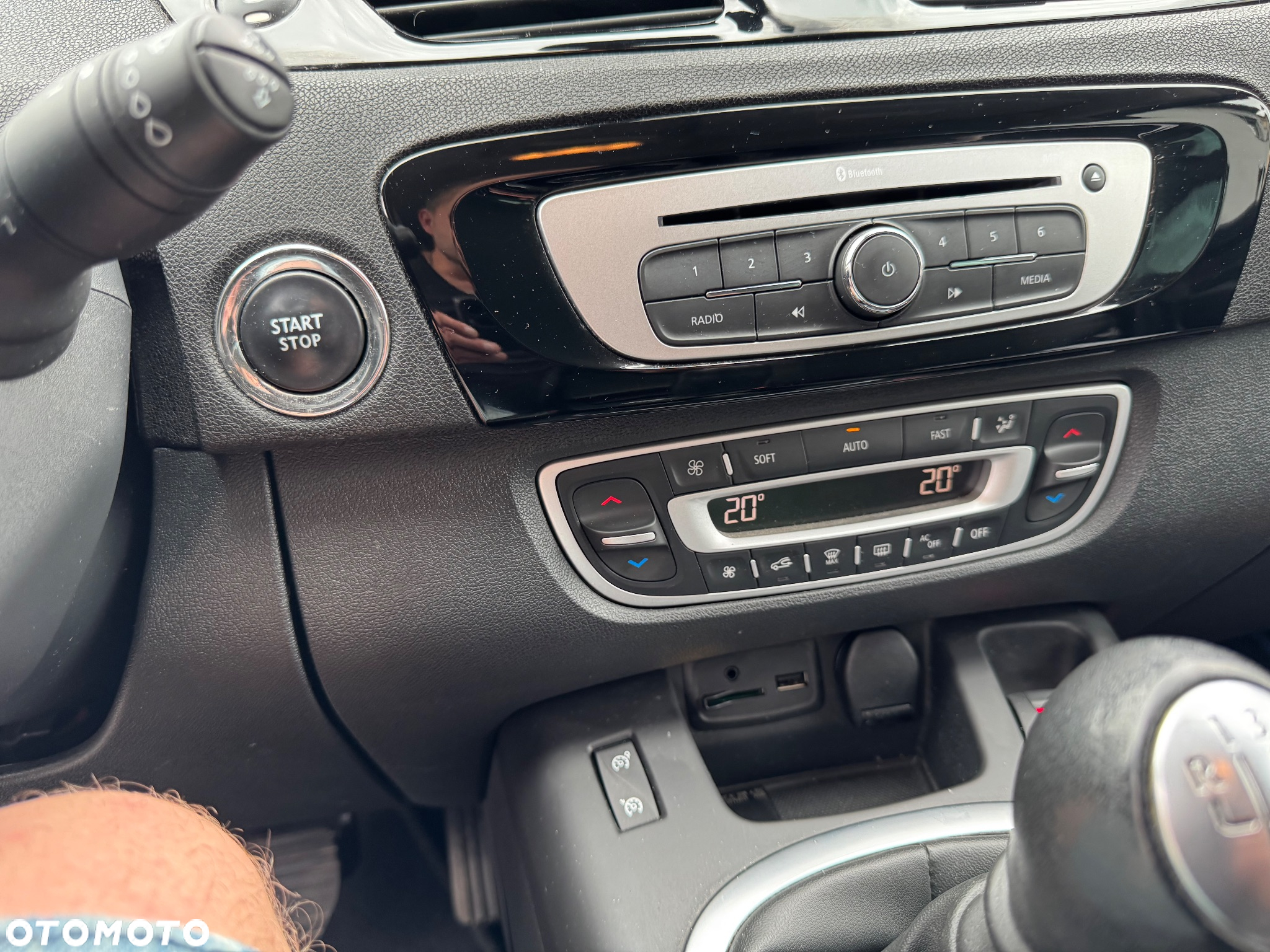 Renault Grand Scenic - 23