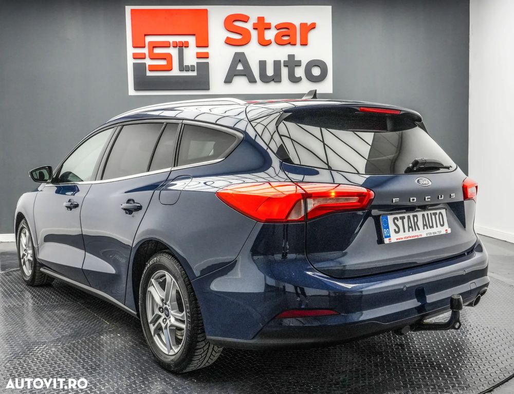 Ford Focus 1.0 EcoBoost Titanium Business - 4