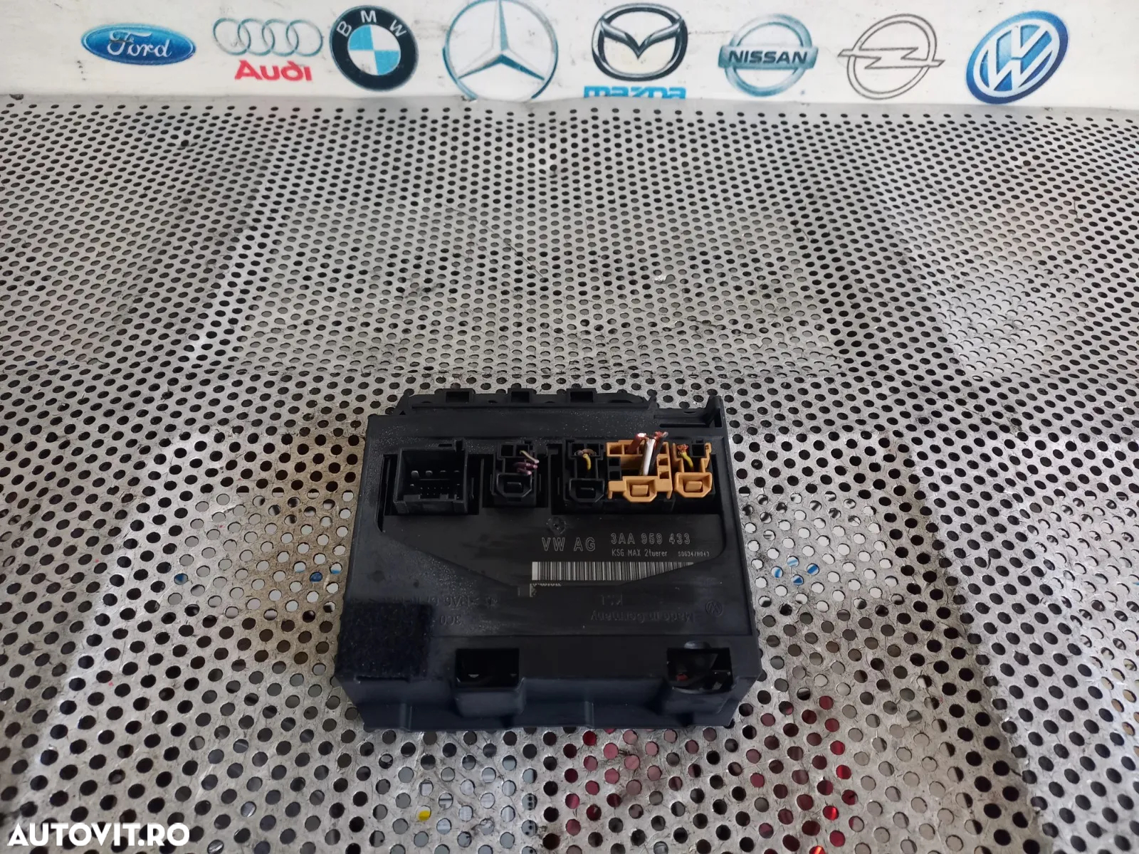 Calculator Modul Confort Vw Passat B7 An 2011-2012-2013-2014-2015 Motor 1.6 Tdi CAY Cutie MYB LUB C - 4