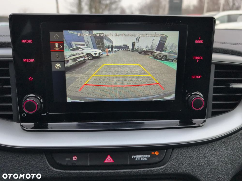 Kia XCeed 1.5 T-GDI M - 23