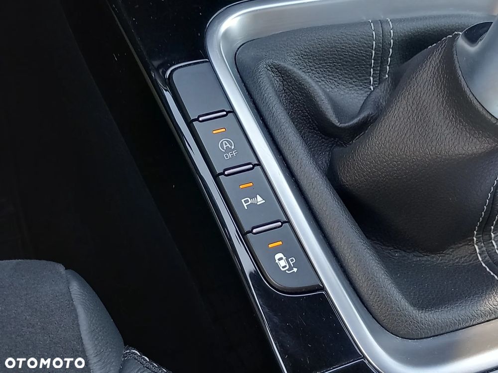Kia ProCeed - 23