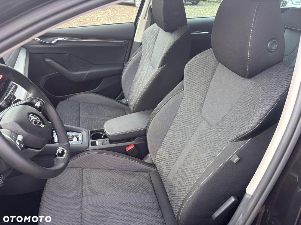 Skoda Octavia 1.5 TSI ACT Style - 10