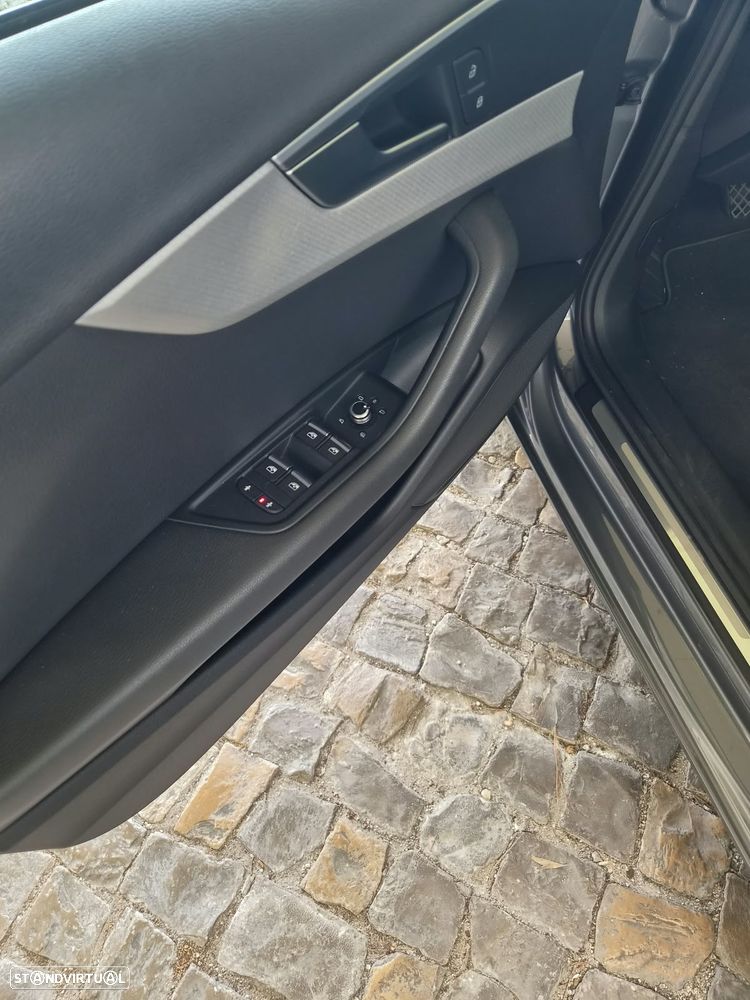 Audi A4 Avant 2.0 TDi - 7