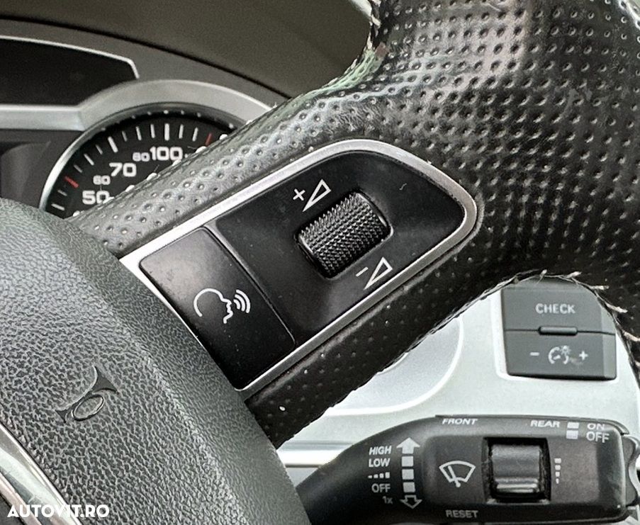 Audi A6 Avant - 38