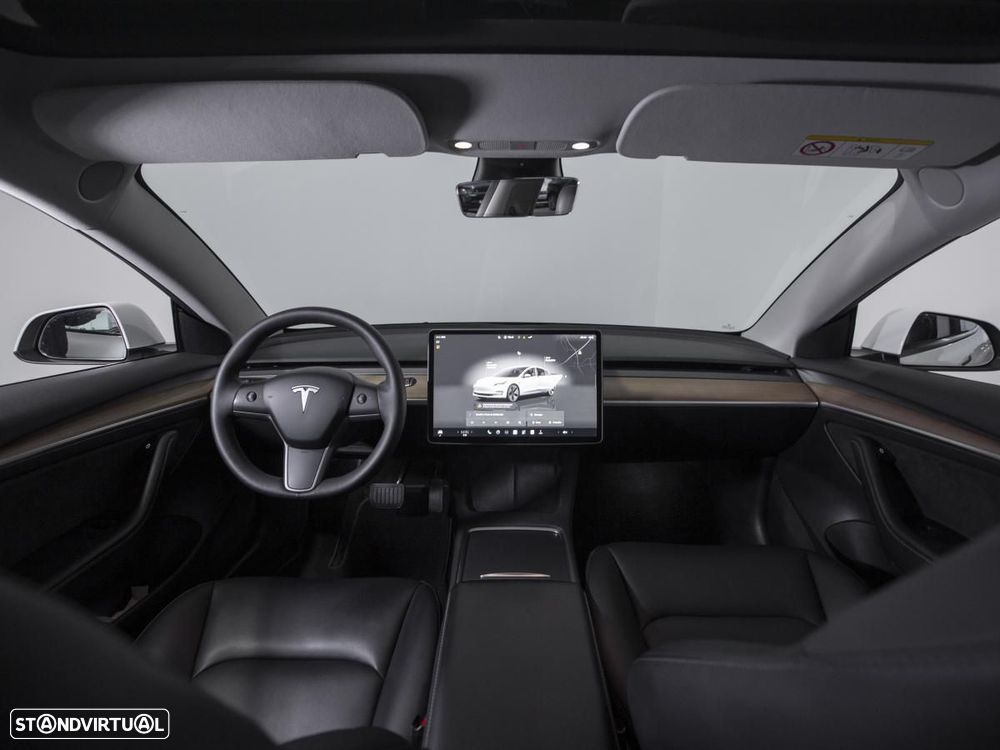 Tesla Model 3 RWD - 13
