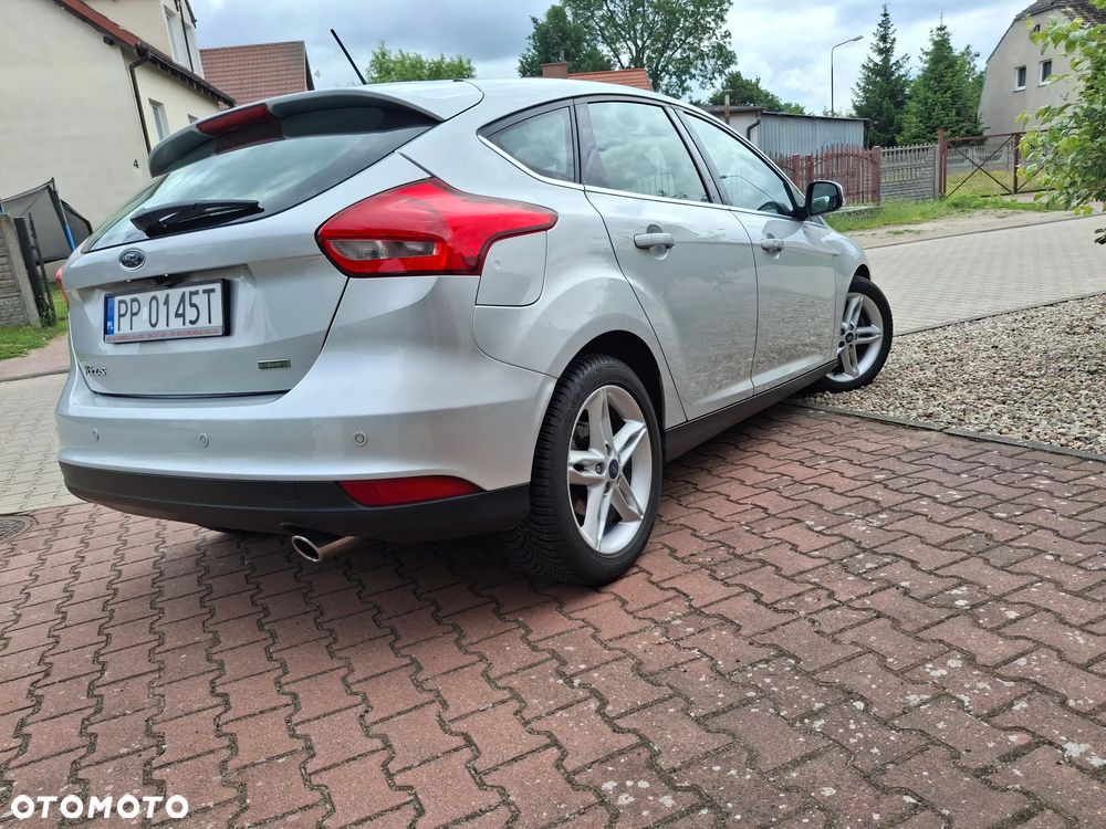 Ford Focus 1.5 EcoBoost STart-Stopp-System TITANIUM - 5