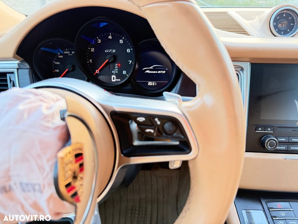 Porsche Macan - 19