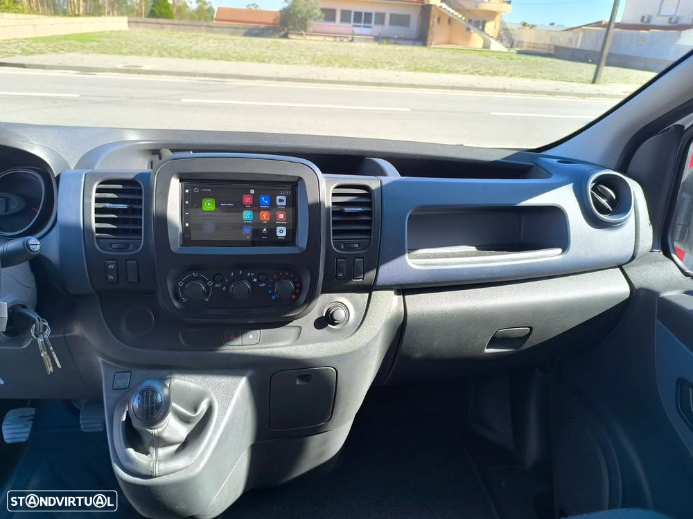Opel Vivaro - 28