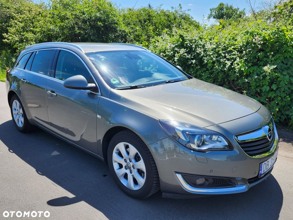 Opel Insignia 1.6 SIDI Turbo Touer Innovation - 10