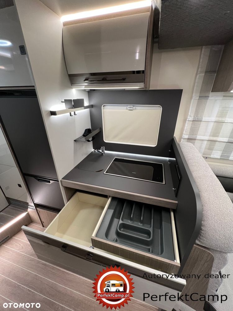 Roller Team ZEFIRO 295TL 2026 NOWOŚĆ! AUTOMAT 165KM TV 32 CALE ANTENA DVBT BAGAŻNIK NA ROWERY ADAPTACYJNY TEMPOMAT - 13