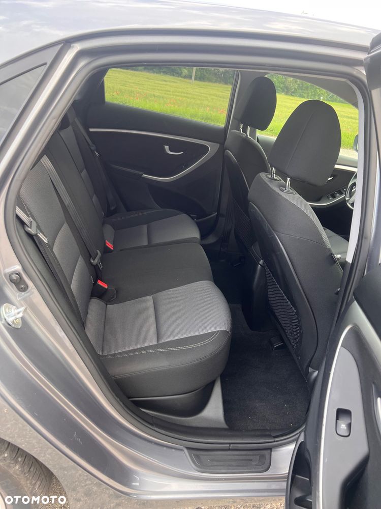 Hyundai i30 1.4 Premium - 35