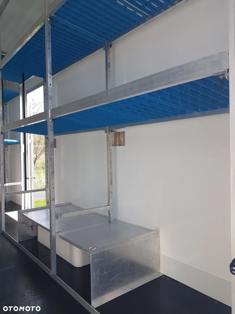 Iveco DAILY KONTENER NISKOPODŁOGOWY 4,43x2,23x2,42 SKLEP KAMPER FOODTRUCK BAR KLIMA KONIOWÓZ - 27