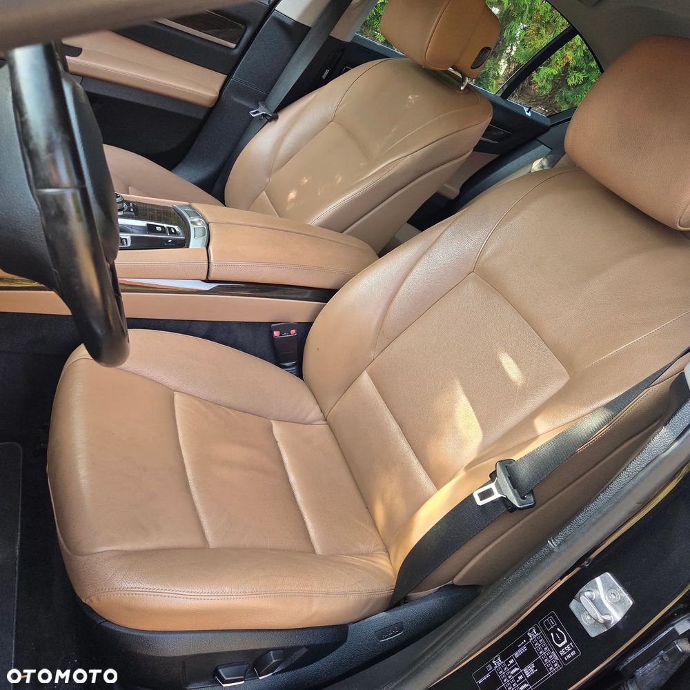BMW Seria 7 740d - 21