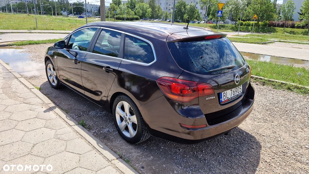 Opel Astra 1.7 CDTI Cosmo - 5
