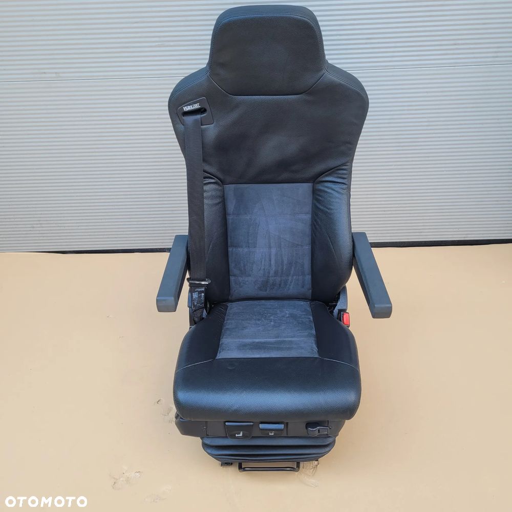 FOTEL PRAWY MAN TGX LIFT SKÓRA JAK NOWY CHWALIM116 - 1