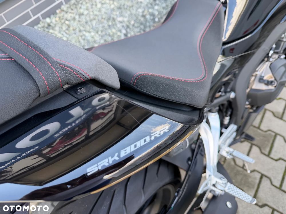 QJMOTOR SRK 800RR - 12