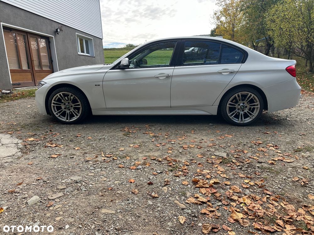 BMW F30 2014 photo 5