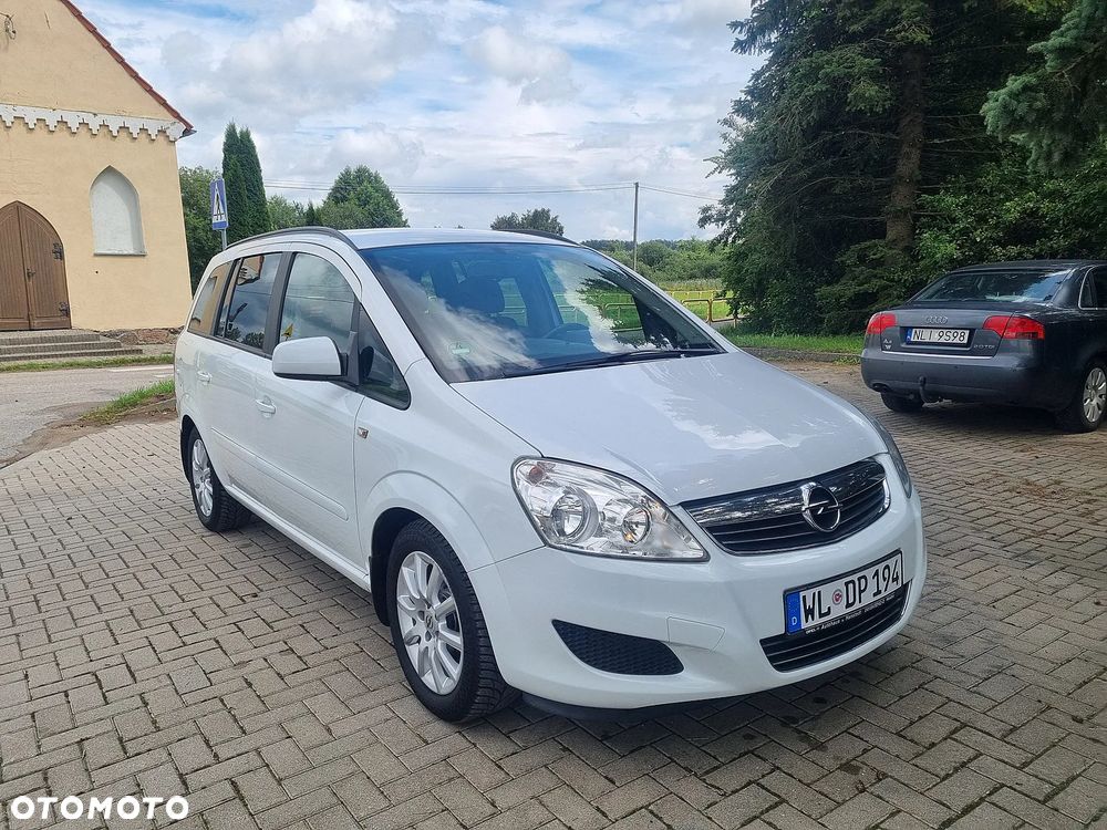 Opel Zafira 1.6 Essentia - 7