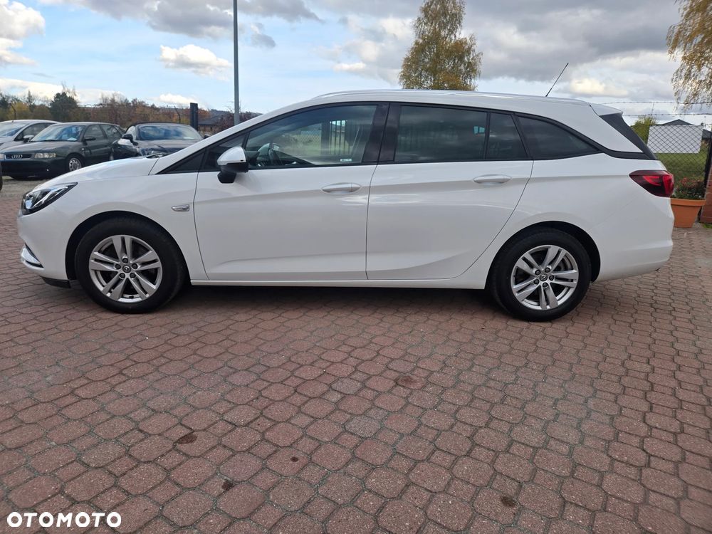 Opel Astra 1.6 BiTrb D (CDTI) Start/Stop Business - 9