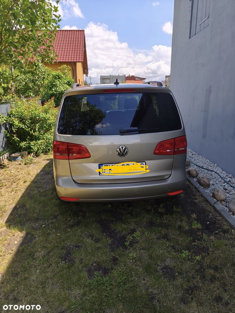 Volkswagen Touran - 21