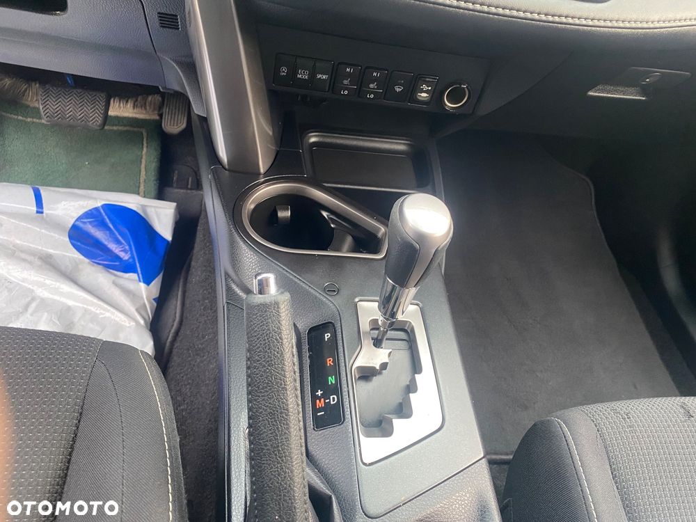 Toyota RAV4 - 19