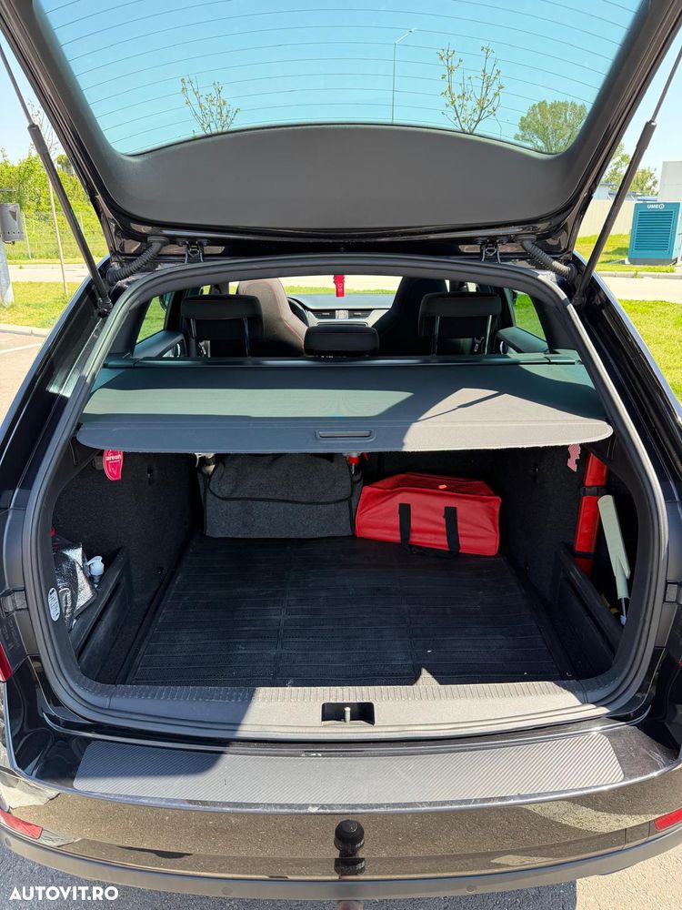 Skoda Octavia 1.6 TDI DSG Ambition - 8