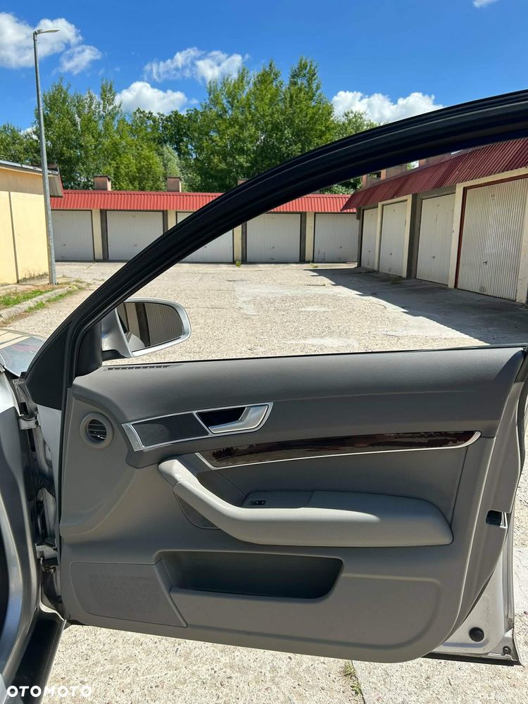Audi A6 Limousine 2.4 - 20