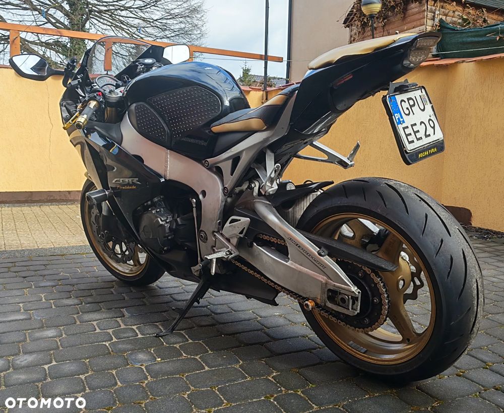 Honda CBR - 4