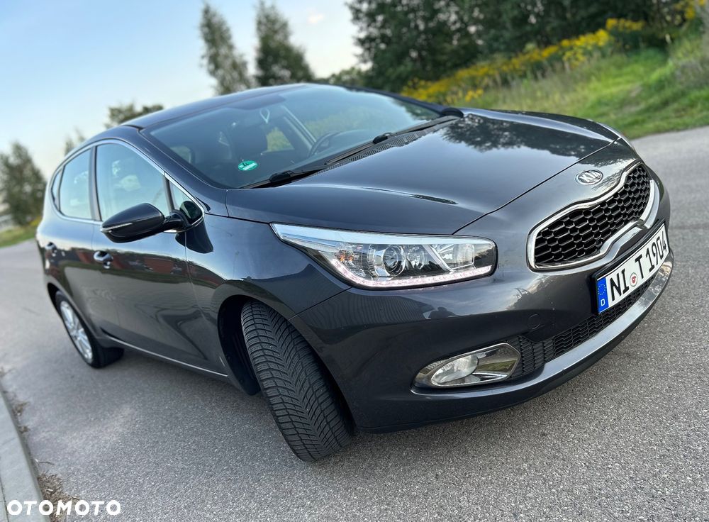 Kia Ceed 1.6 CRDi 128 Spirit - 9