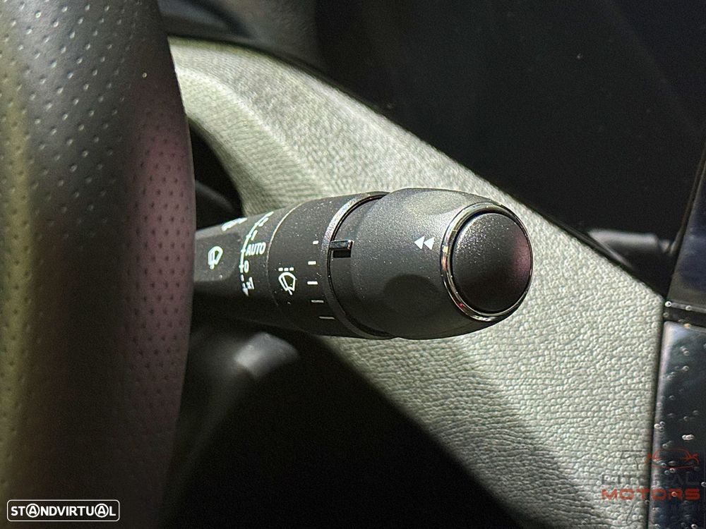 Peugeot 408 1.6 Hybrid GT e-EAT8 - 31