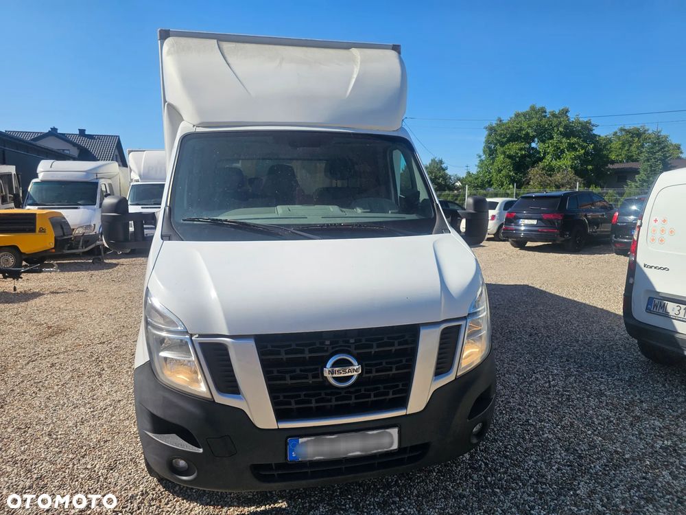 Nissan NV 400 - 4