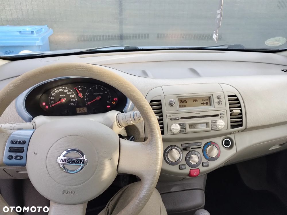 Nissan Micra - 1