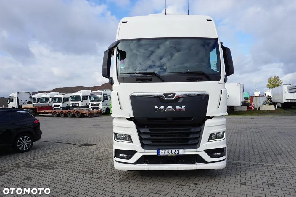MAN TGX 18.520 4x2 BLS RETARDER ACC KLIMA POSTOJOWA * 142 000 KM * - 2