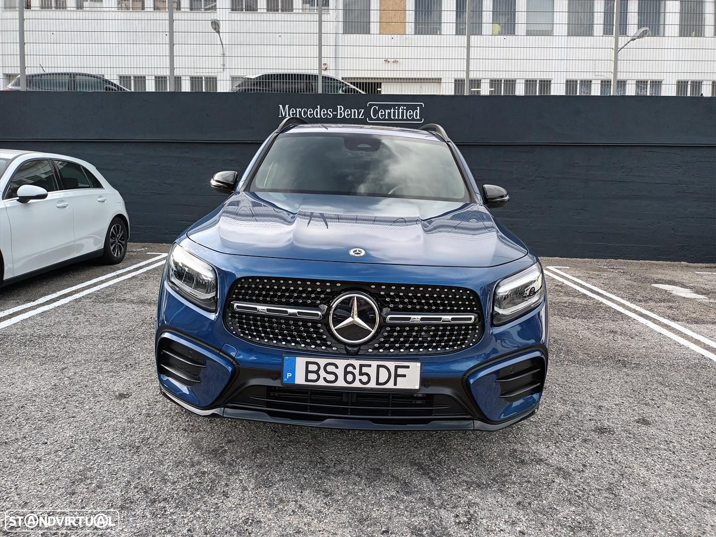Mercedes-Benz GLB 200 d AMG Line - 2