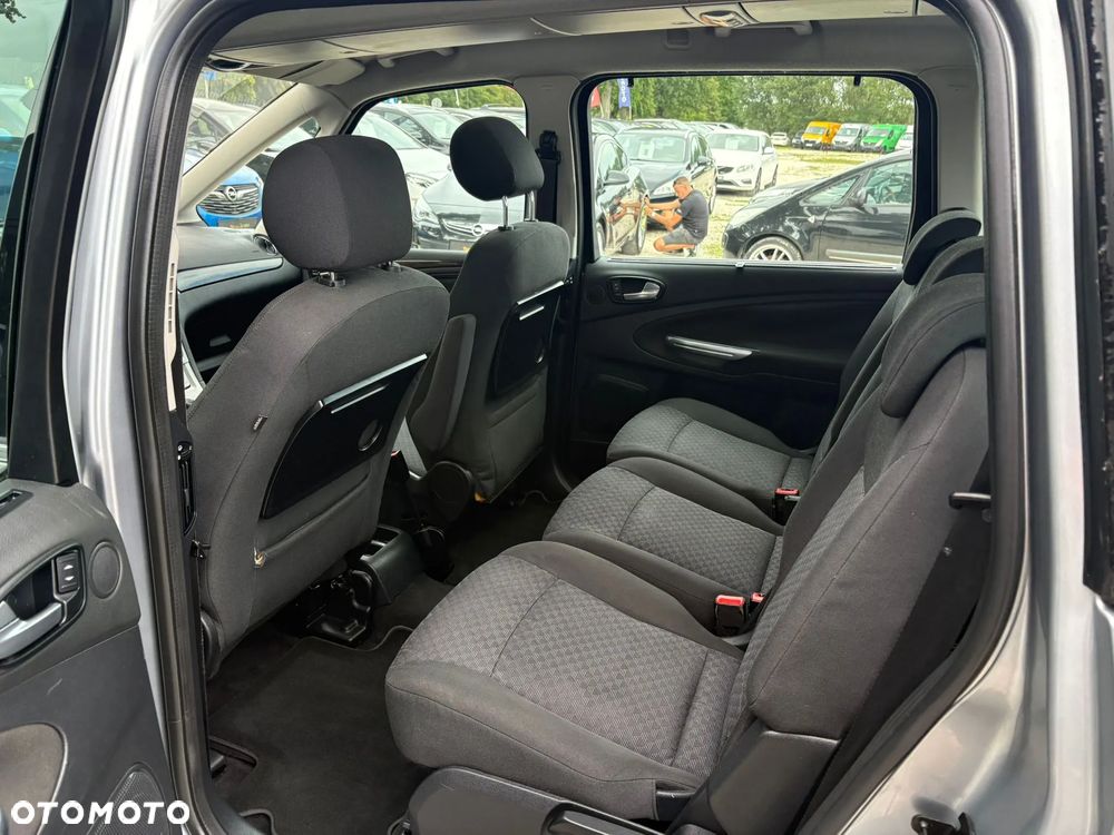 Ford Galaxy 2.0 Titanium - 19