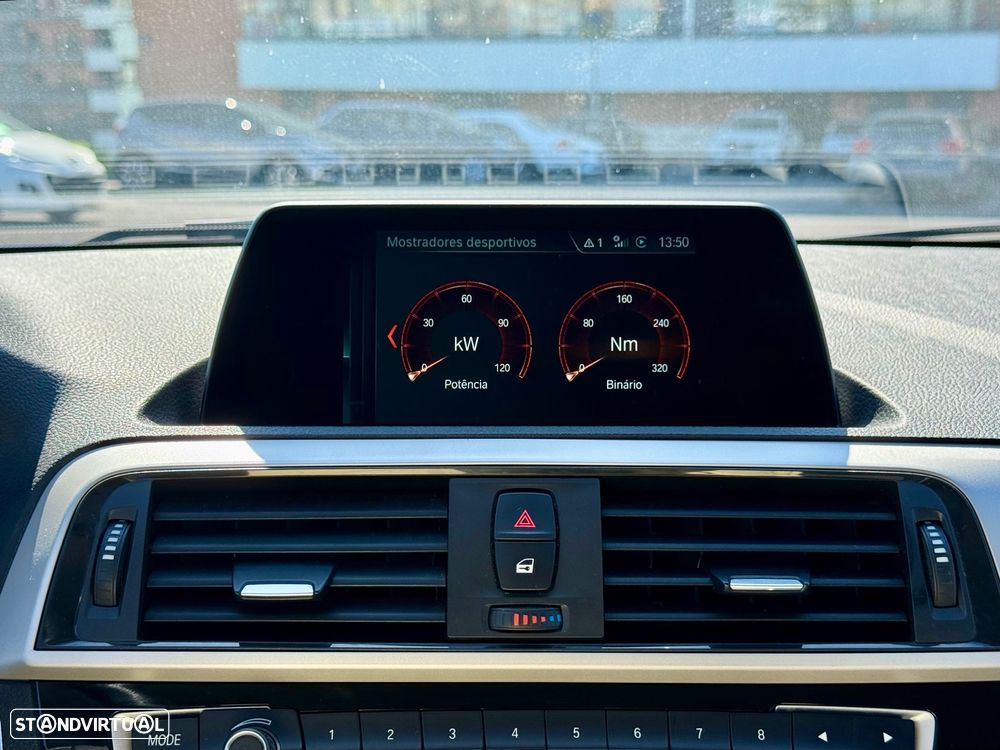 BMW 116 d EDynamics Advantage - 13