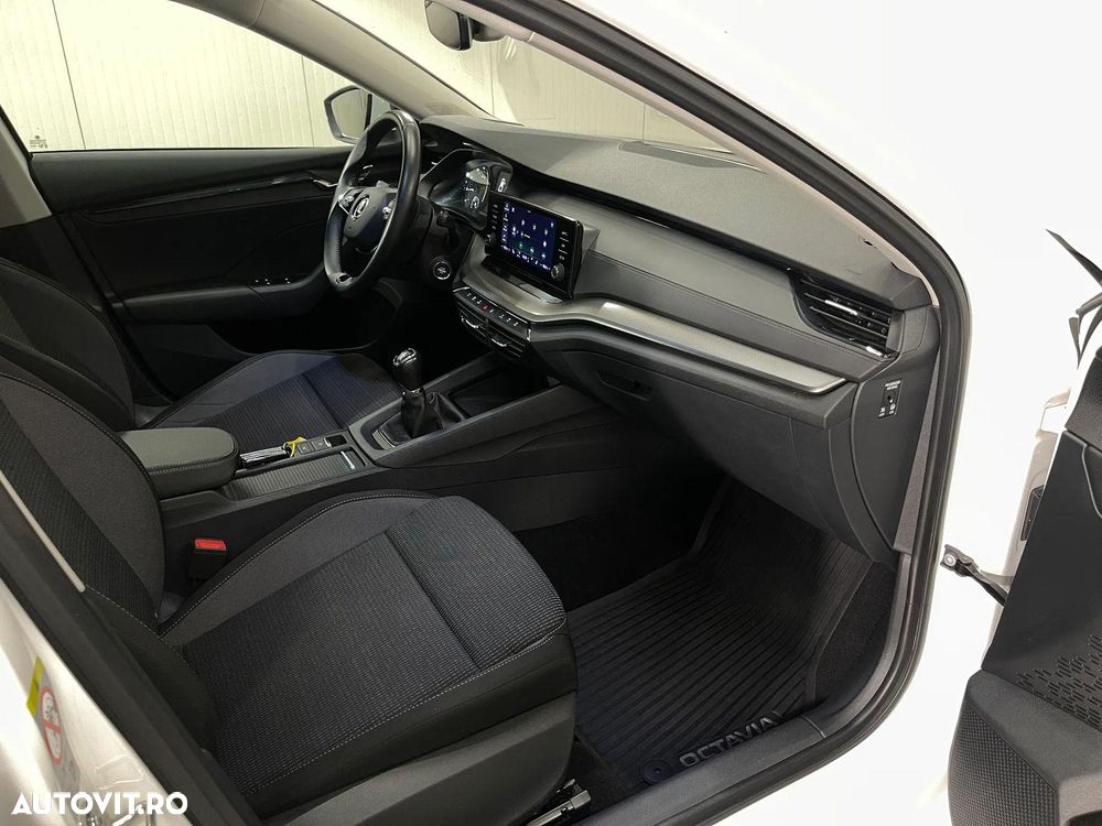 Skoda Octavia 2.0 TDI Ambition - 10