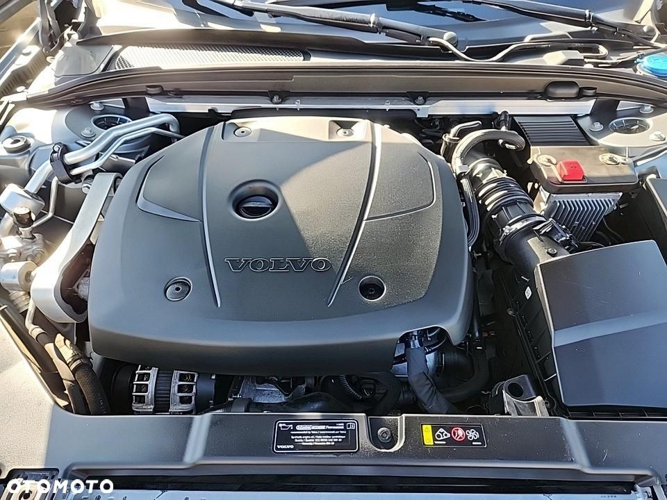 Volvo S60 T6 AWD Geartronic RDesign - 12