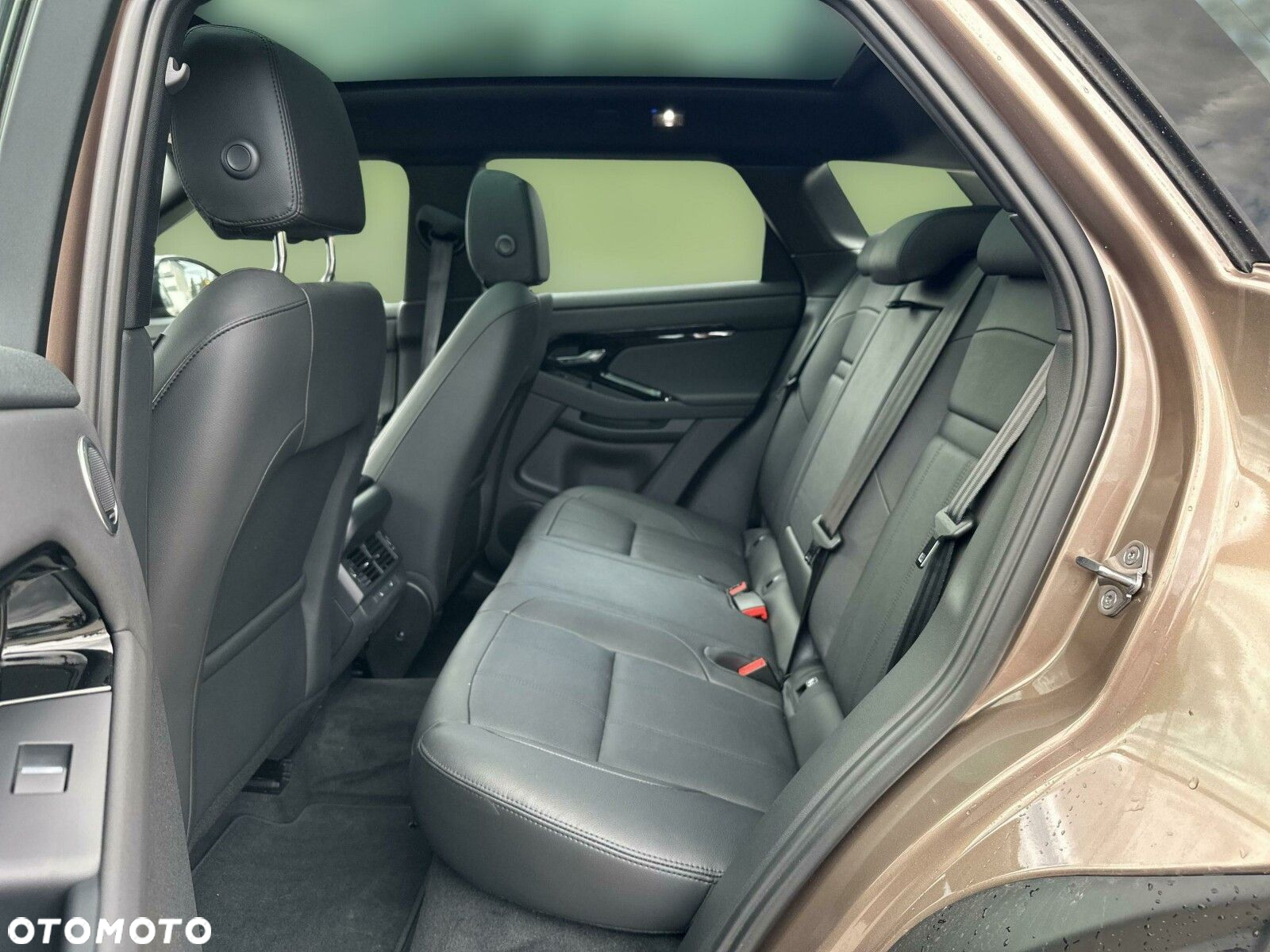Land Rover Range Rover Evoque - 13