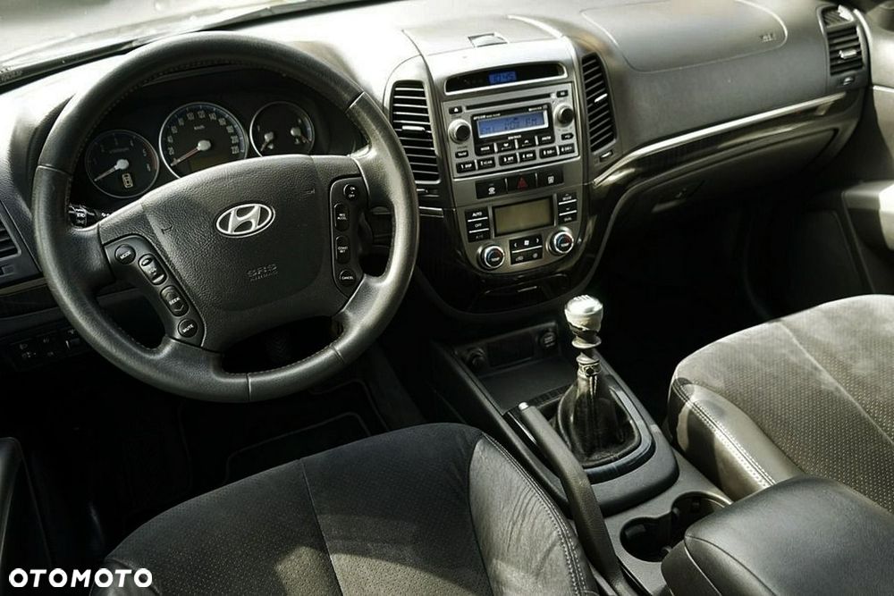 Hyundai Santa Fe 2.2 CRDi Executive - 24