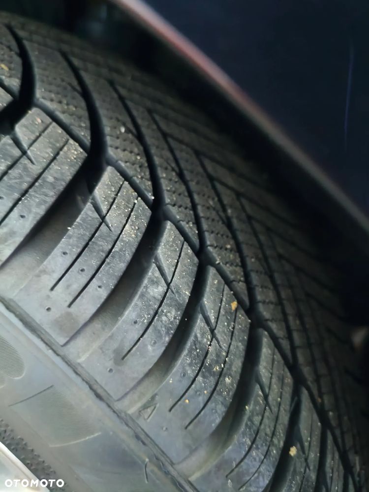 Volkswagen Passat 2.0 TDI Comfortline DSG - 24