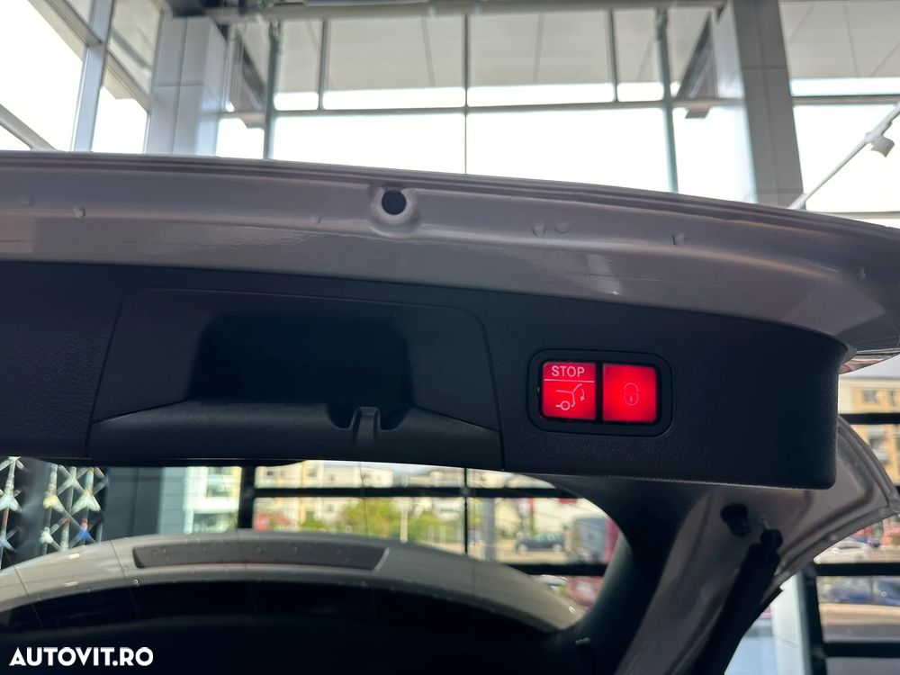 Mercedes-Benz GLA - 14