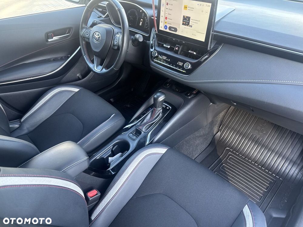 Toyota Corolla 2.0 Hybrid GR Sport Dynamic - 14