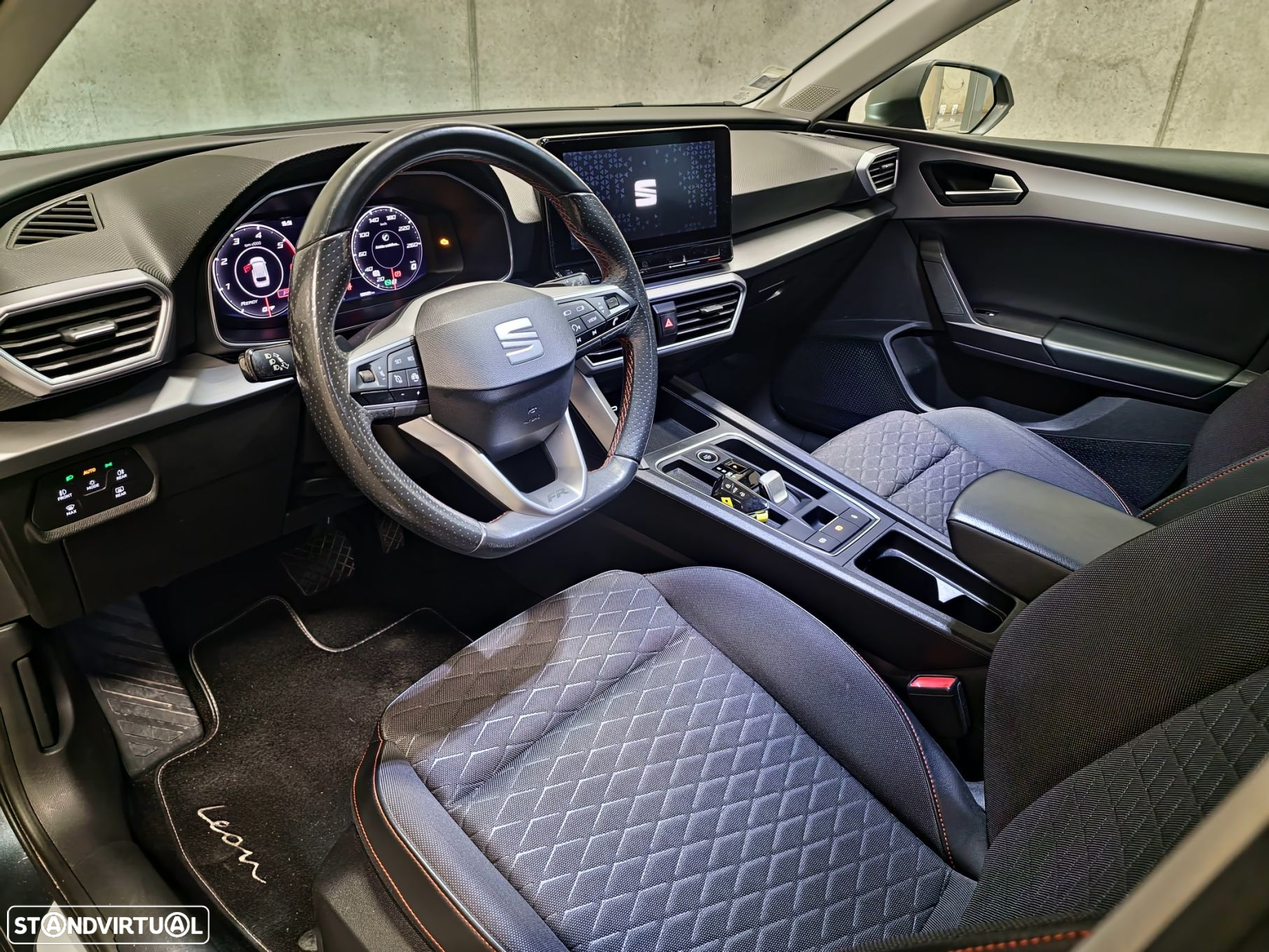 SEAT Leon ST 2.0 TDI FR DSG - 29