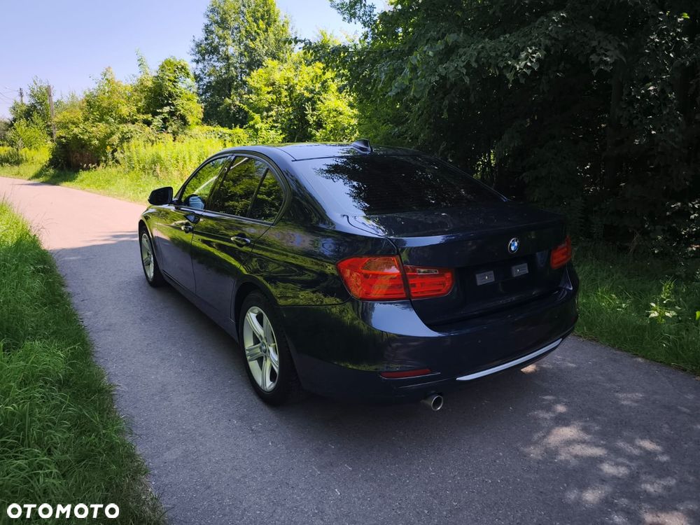 BMW Seria 3 316d Advantage - 13