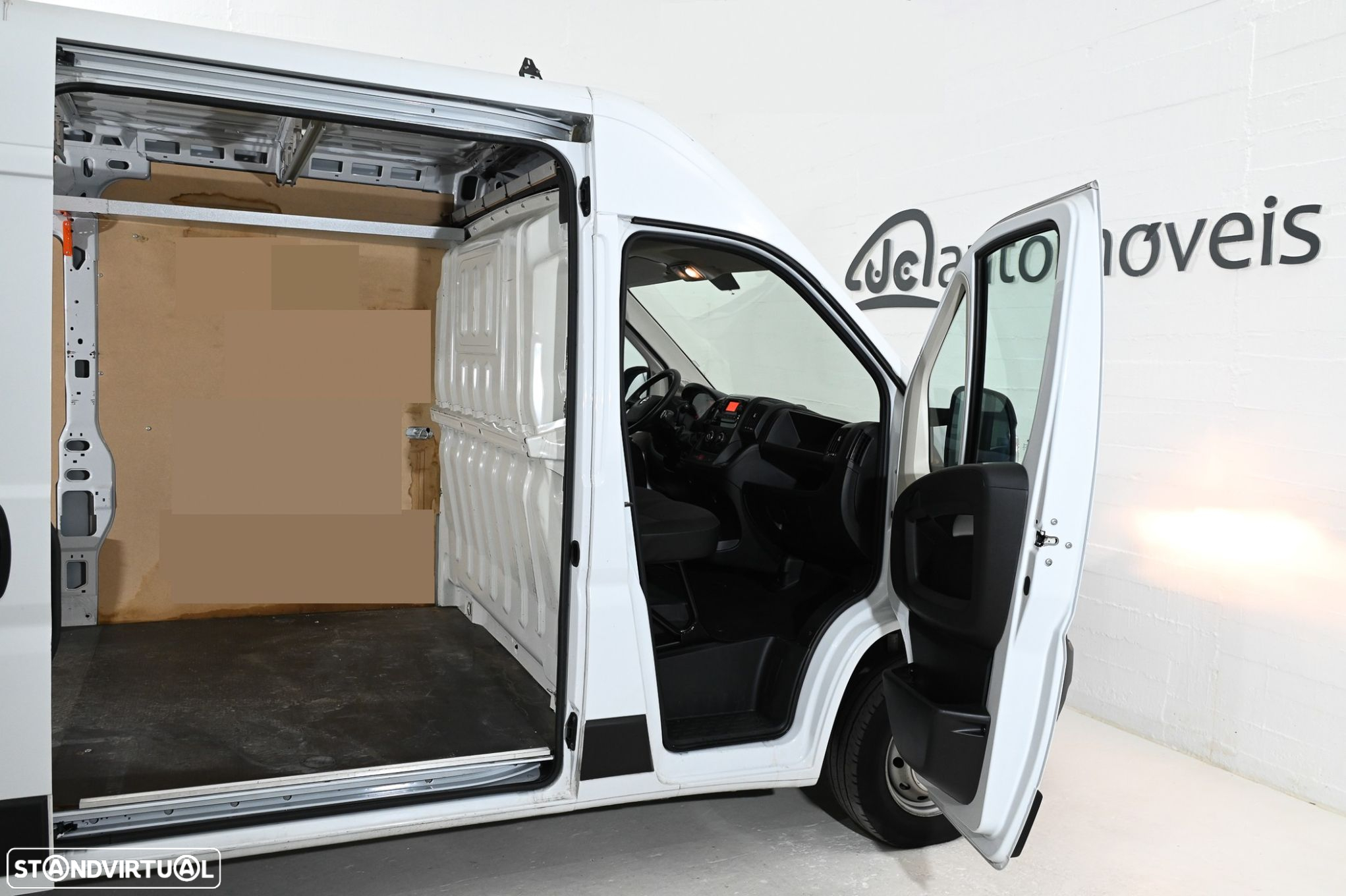 Opel Movano Outro - 12